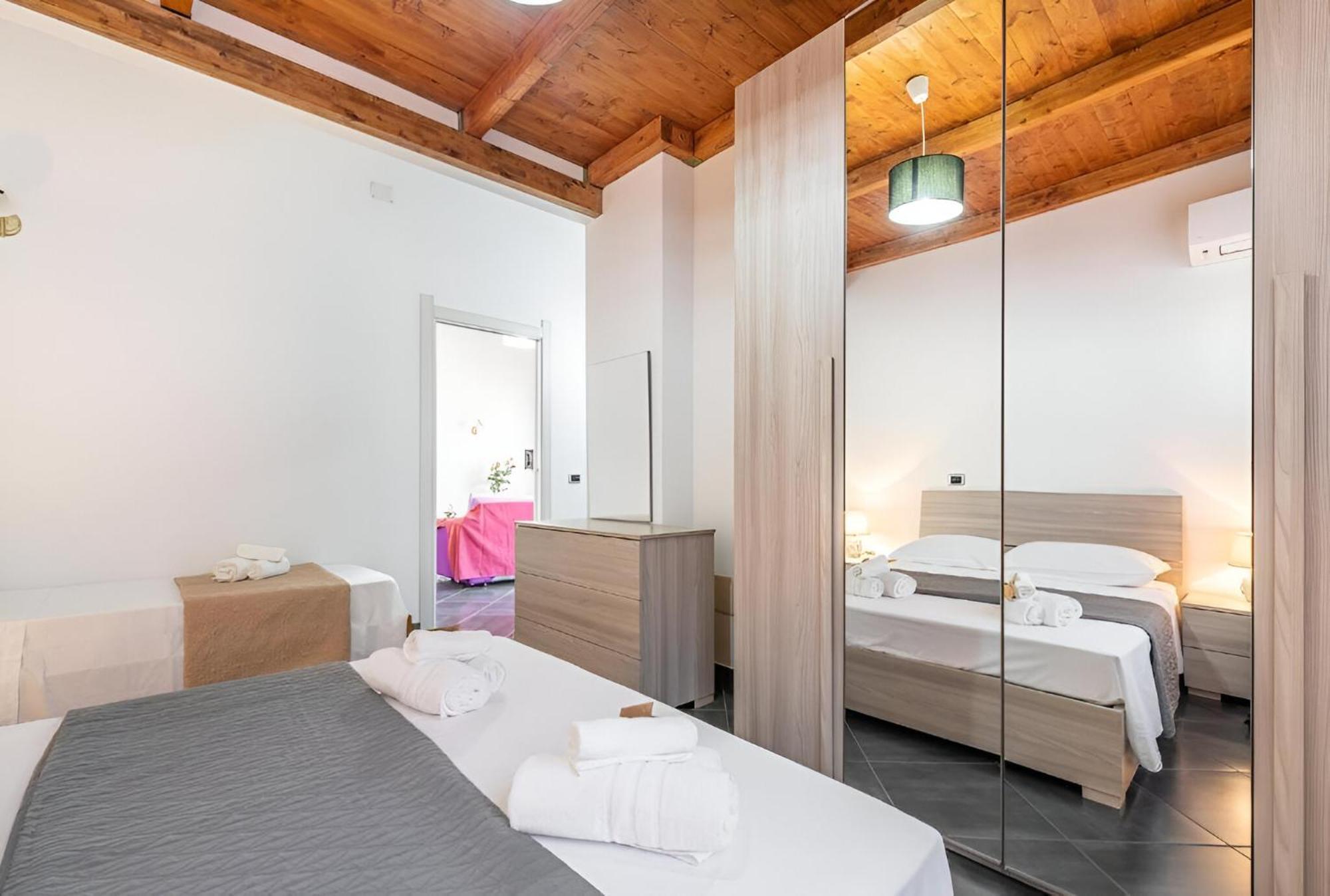 Floris Modern House -Two En-Suite Rooms & Wi-Fi Gonnesa Eksteriør billede